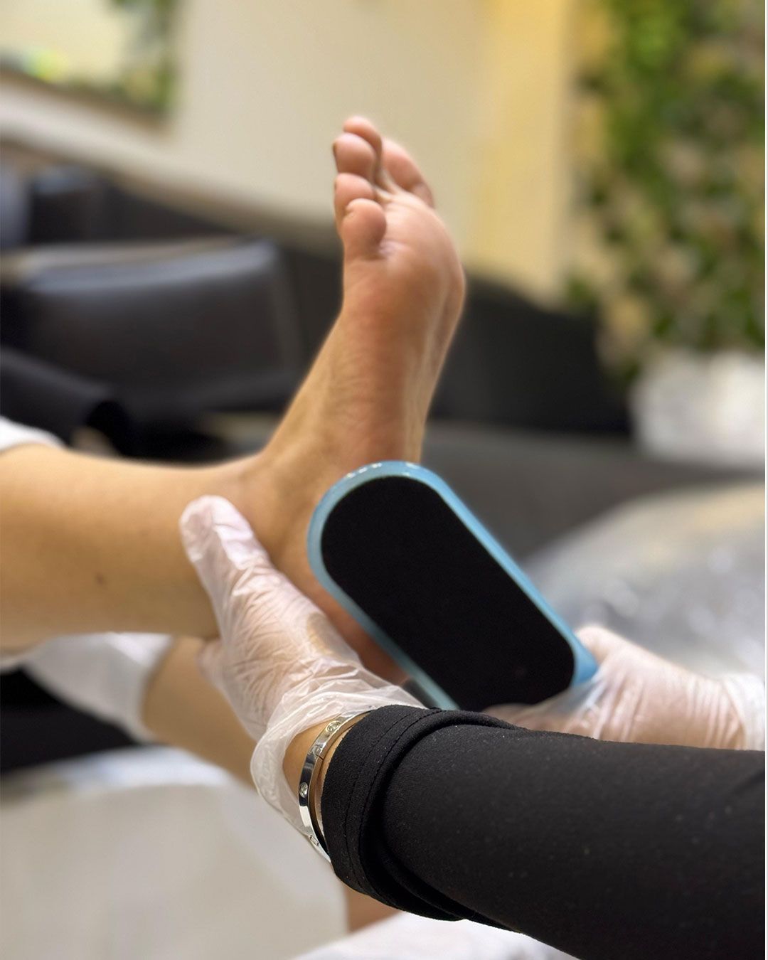 Exfoliación Profunda e Hidratación Intensiva Pies Pachuca - Podóloga Aurora