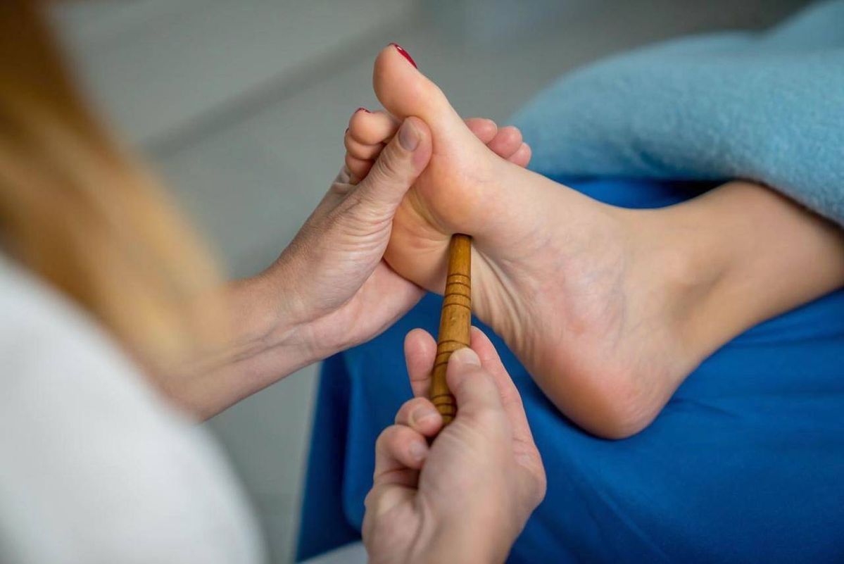 Masaje Descontracturante Pies y Tobillos en Pachuca - Podóloga Aurora